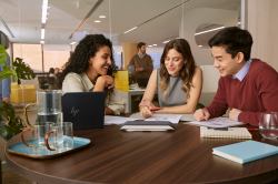 HP Poly Μεγάφωνο ανοιχτής συνομιλίας Poly Sync 40+ USB-A USB-C + προσαρμογέας BT700 USB-A 